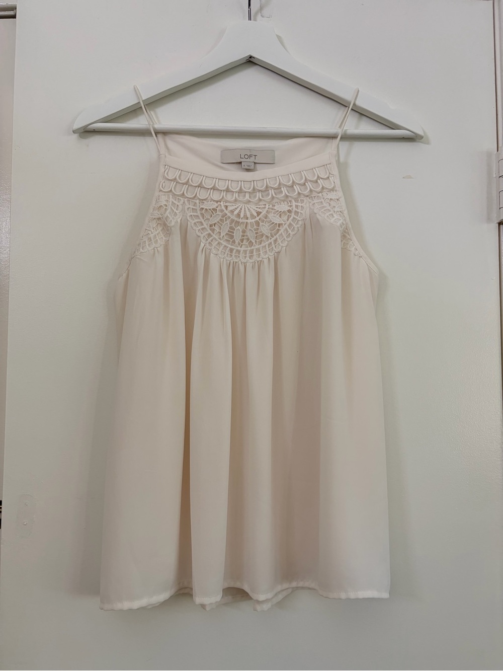 NWT LOFT Cream Crochet Lace Yoke Swing Cami Tank Top Boho Cottagecore Small